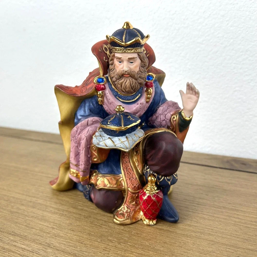 Kirkland Signature #75177 Nativity‎ Wise Man Figurine Porcelain Replacement